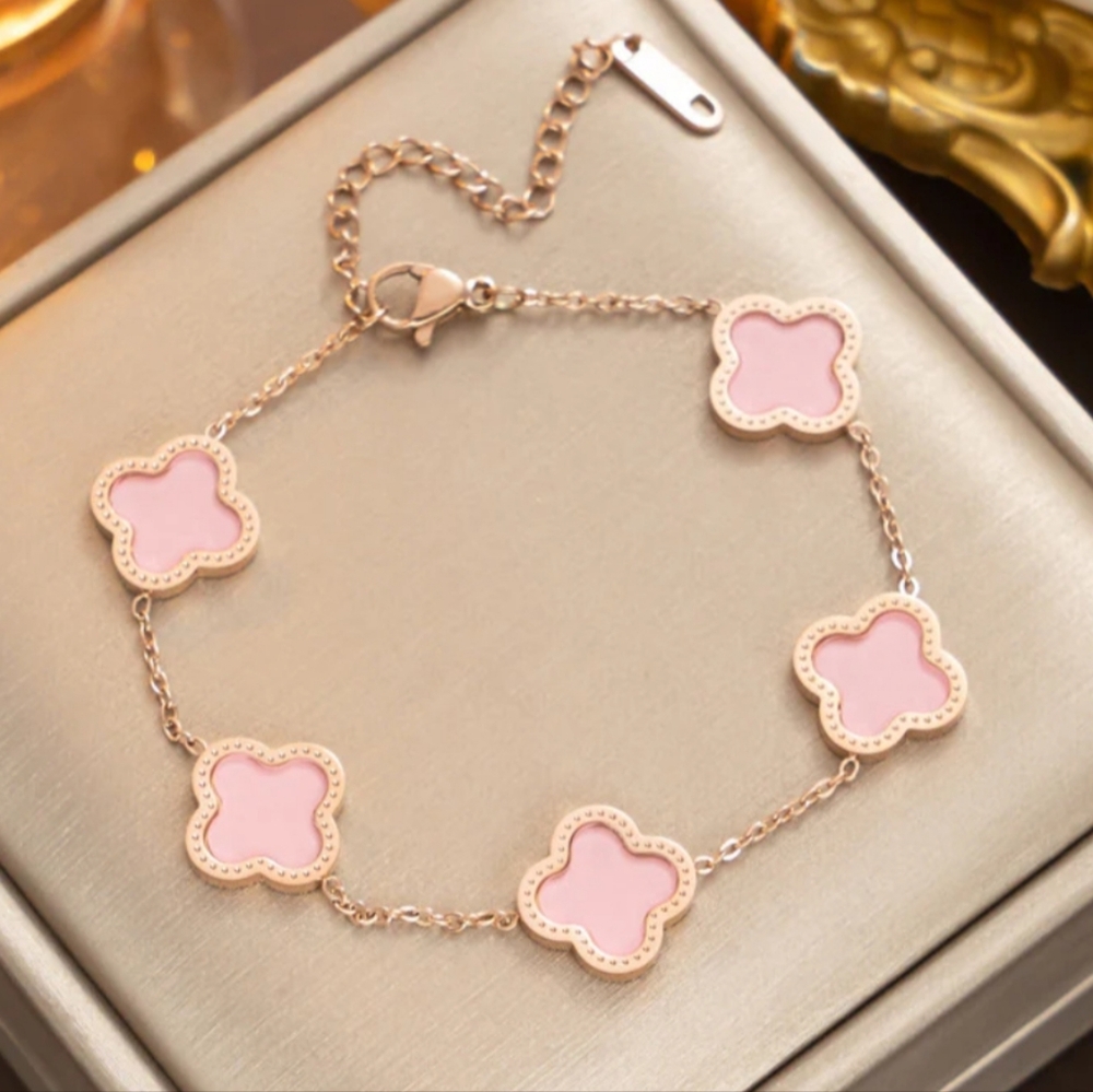 18K Gold Plated Clover Charm Bracelet‎ NEW (Rose Gold)